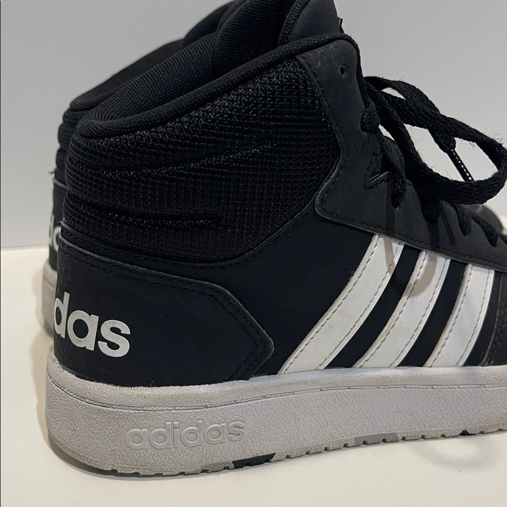 Adidas Black and White High-Top Basketball Sneakers Youth Size 4.5 LHG 029003 - Picture 6 of 9